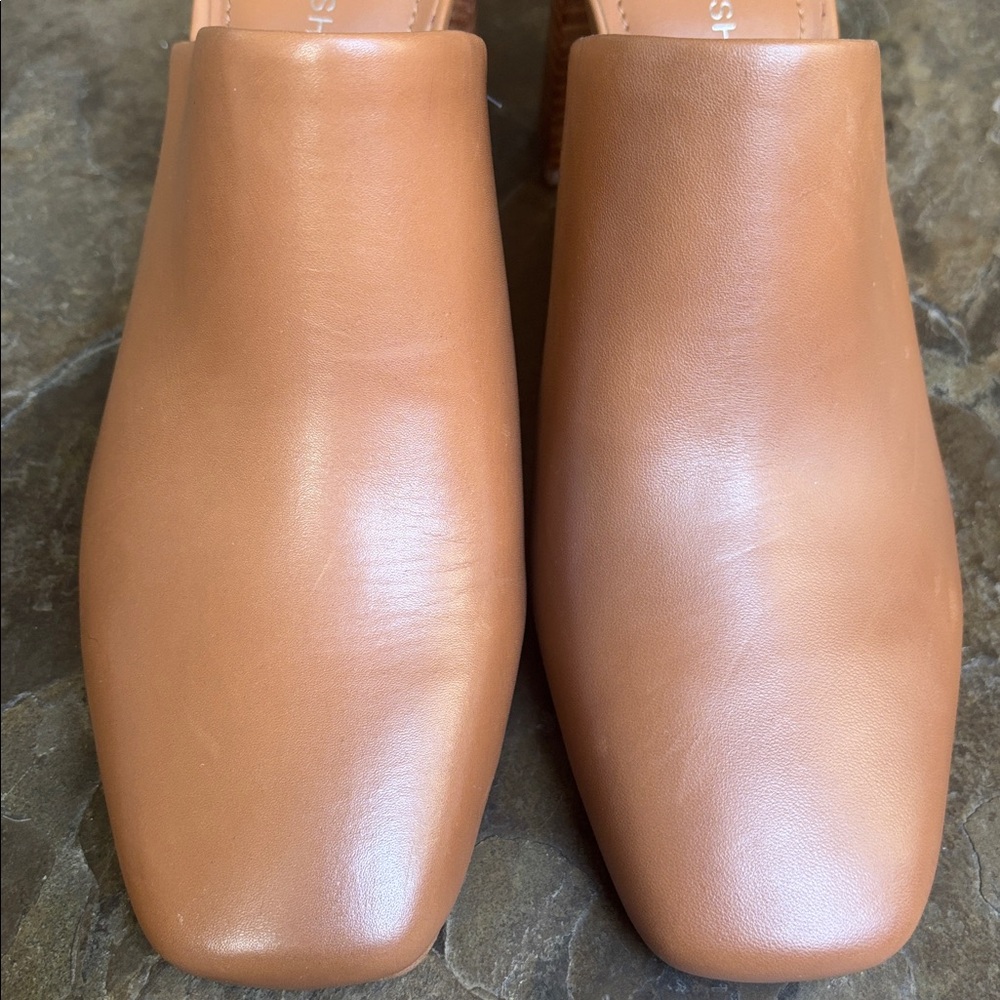 Marc Fisher Leather Fanna Mule - Picture 4 of 12